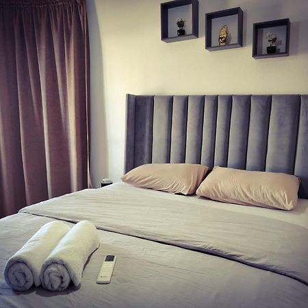 Nouveau Appartement Au Plein Centre Ville En Face Hilton & La Gare De Train Tgv M2 Tanger Extérieur photo