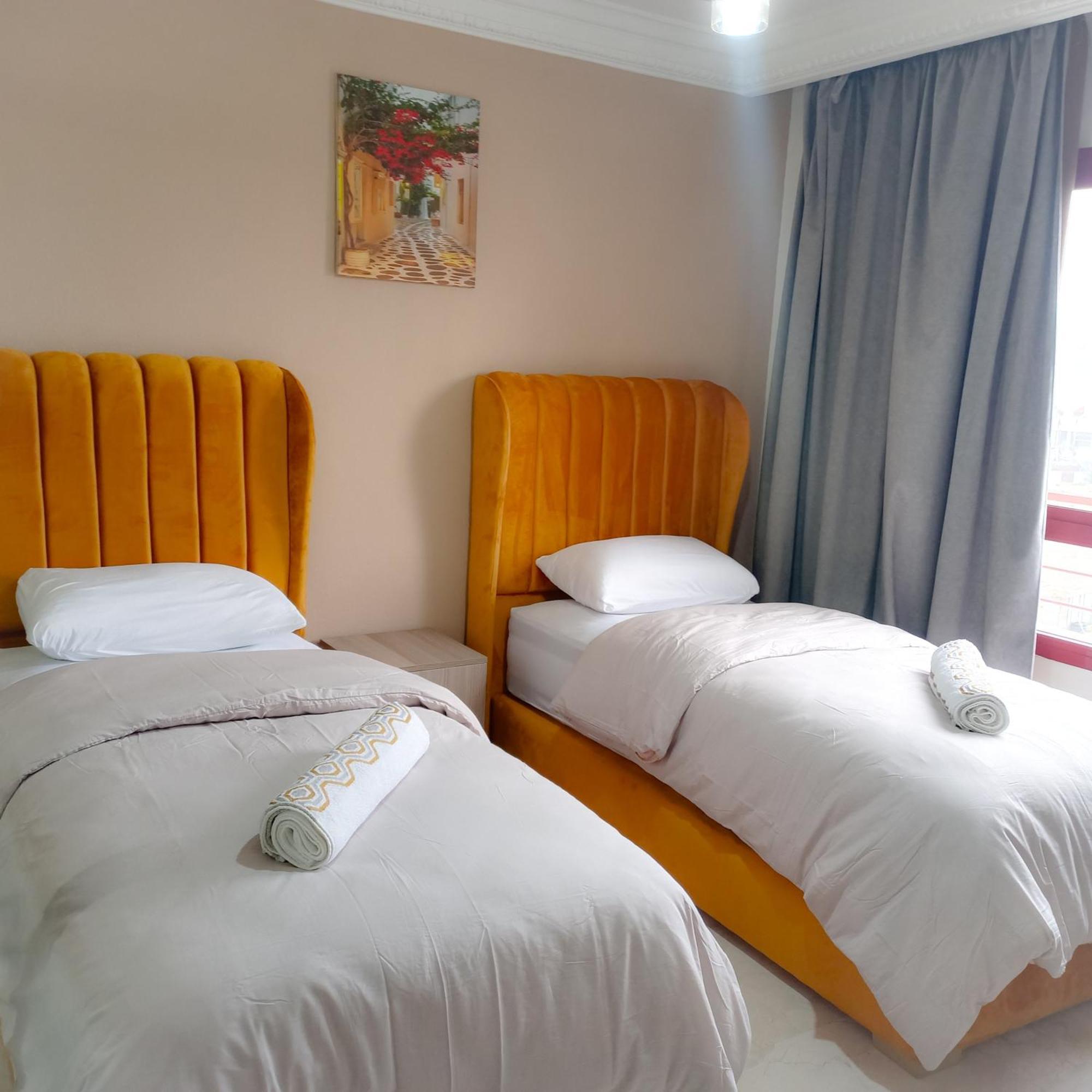 Nouveau Appartement Au Plein Centre Ville En Face Hilton & La Gare De Train Tgv M2 Tanger Extérieur photo